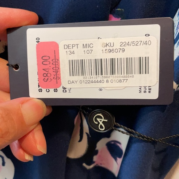 Cutest Floral Summer Sleeves Dress W size 8 - Picture 6 of 6